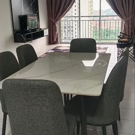 Rysha Homestay Seri Serindit Residensi